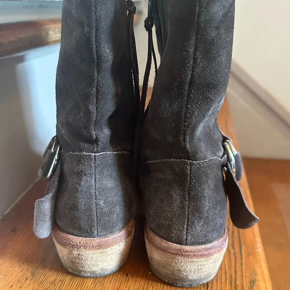Free People Vienna Distress Suede Ankle Boot in Dark brown Women’s 39 (8.5) - Picture 8 of 13